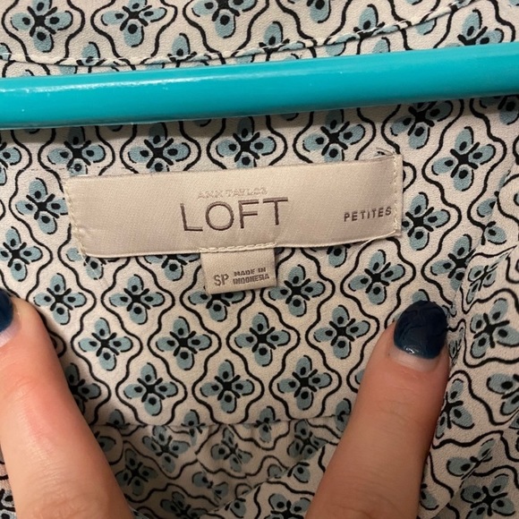 Loft Blouse, Blue Shirt for Work, Small Petite Anne Taylor Loft - Picture 2 of 5
